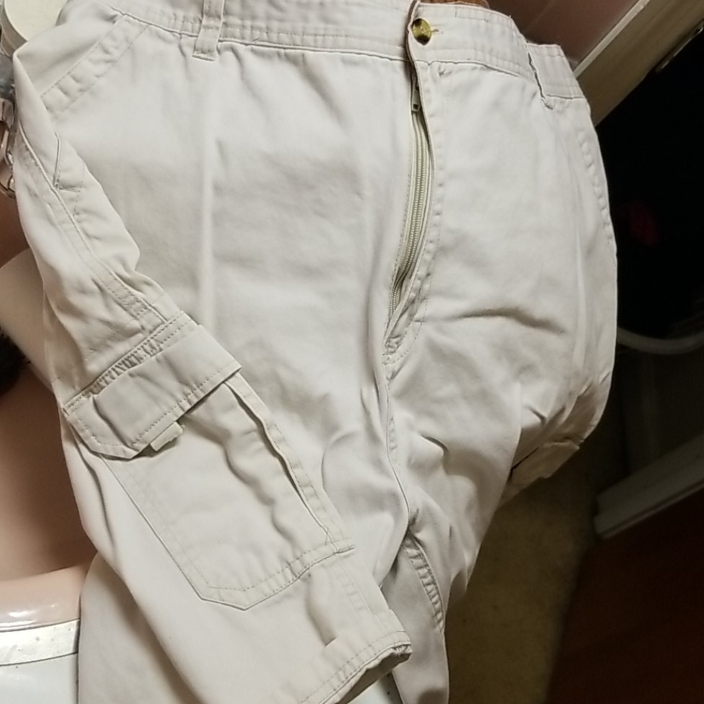 Active Force Cargo shorts